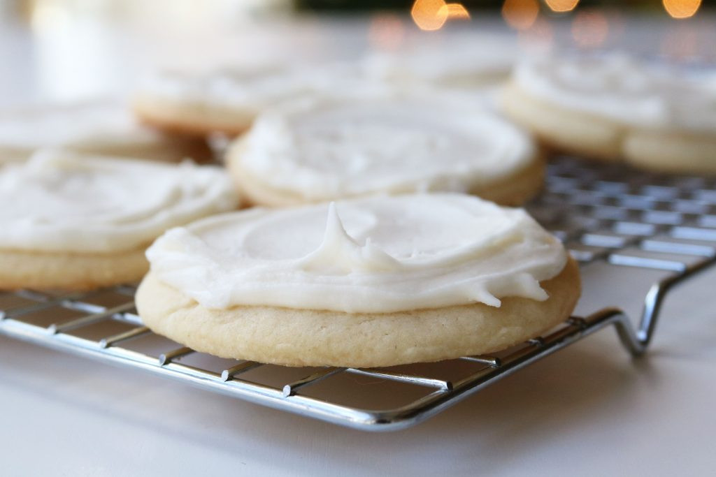 Sugar Cookies Buttercream Frosting
 Cut Out Sugar Cookies with Buttercream Frosting Espresso