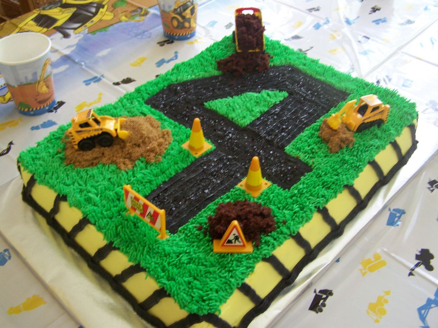 Summer Birthday Party Ideas For 4 Year Old Boy
 Construction Cake 4 year old birthday cake "under