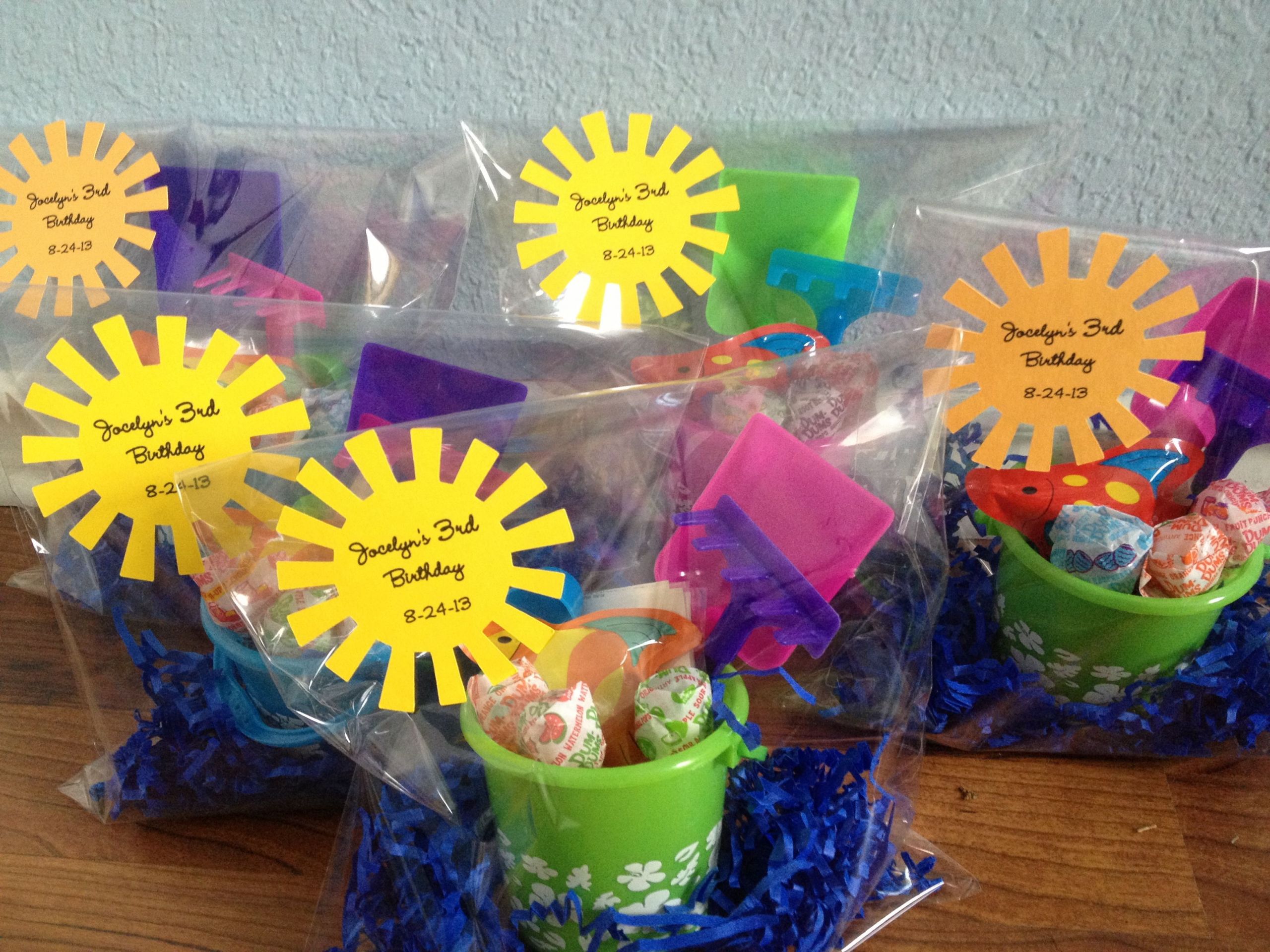 Summer Party Favor Ideas
 Beach bucket party favors for summer birthdays water