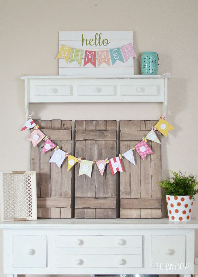 Summer Wall Decor
 DIY Summer Wall Decor