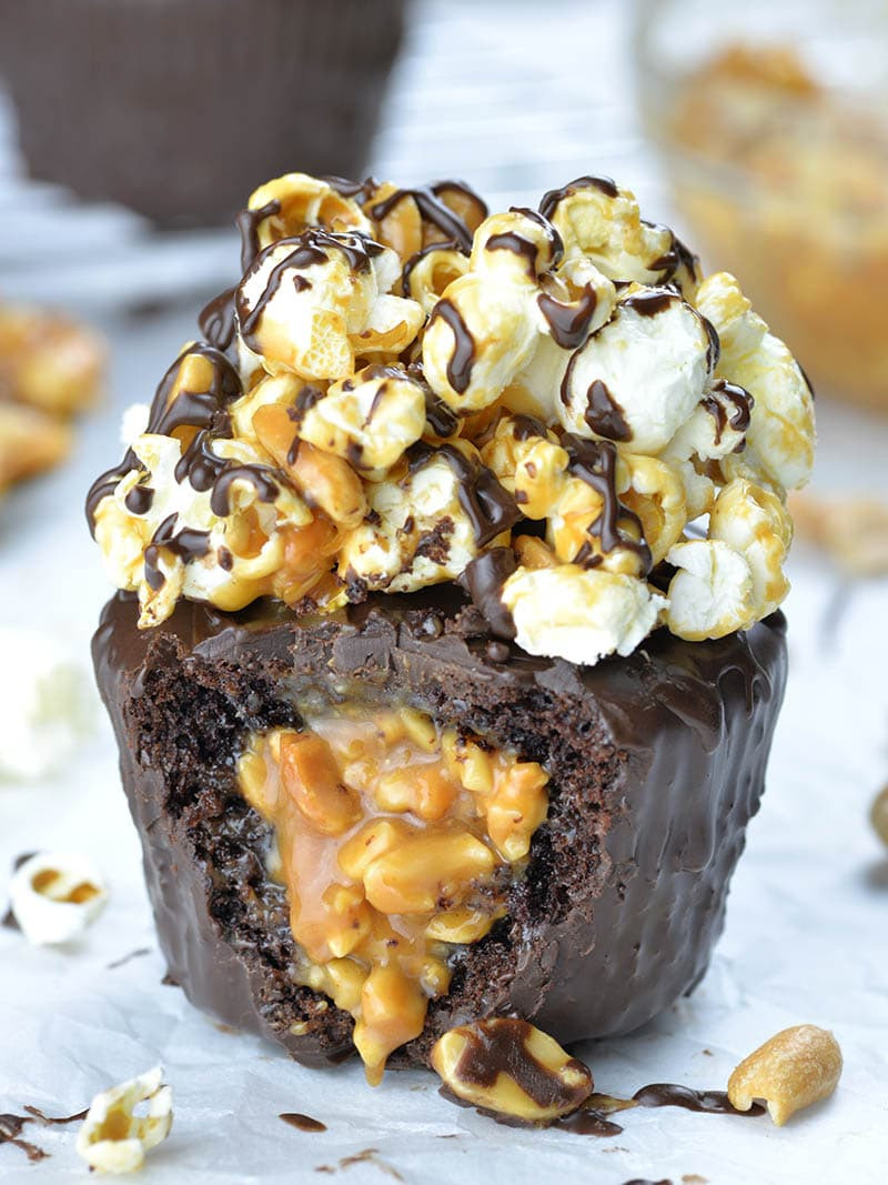 Super Bowl Cupcake Recipes
 Super Bowl Cupcakes OMG Chocolate Desserts