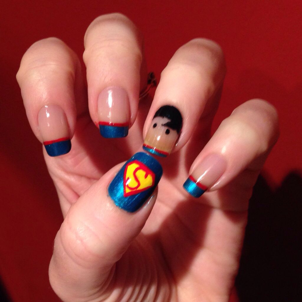 Superman Nail Art
 Superman nails