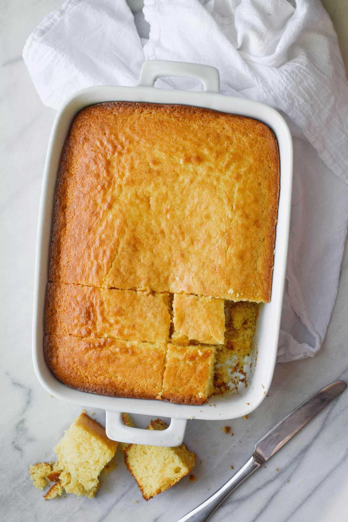 Sweet Corn Bread
 Rachel Schultz SWEET CORNBREAD