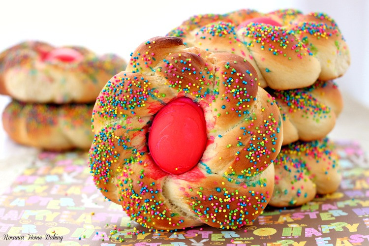 Sweet Italian Easter Bread
 Pane di Pasqua Italian Easter bread recipe