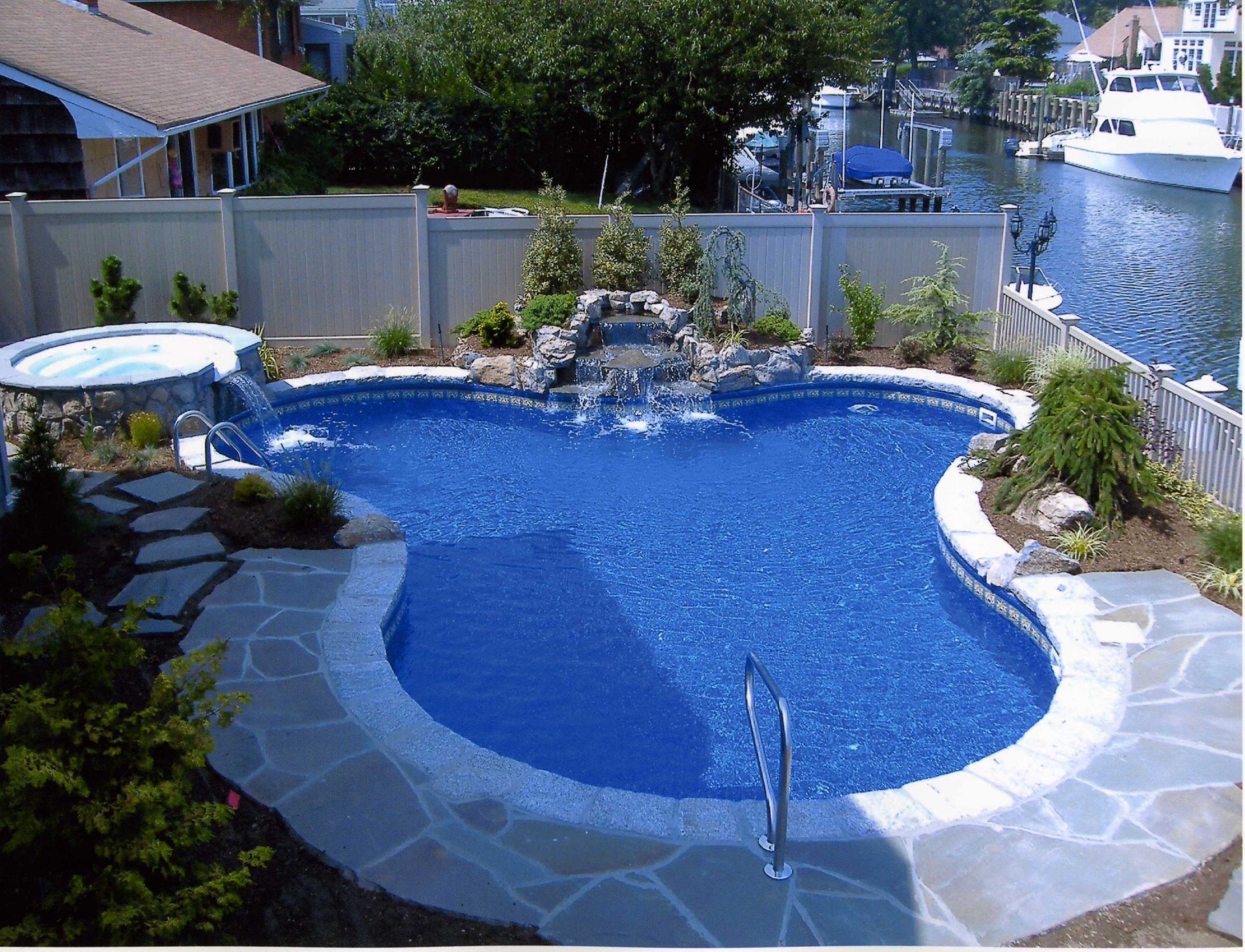 Swimming Pool Landscape Designs
 Backyard Landscaping Ideas Swimming Pool Design