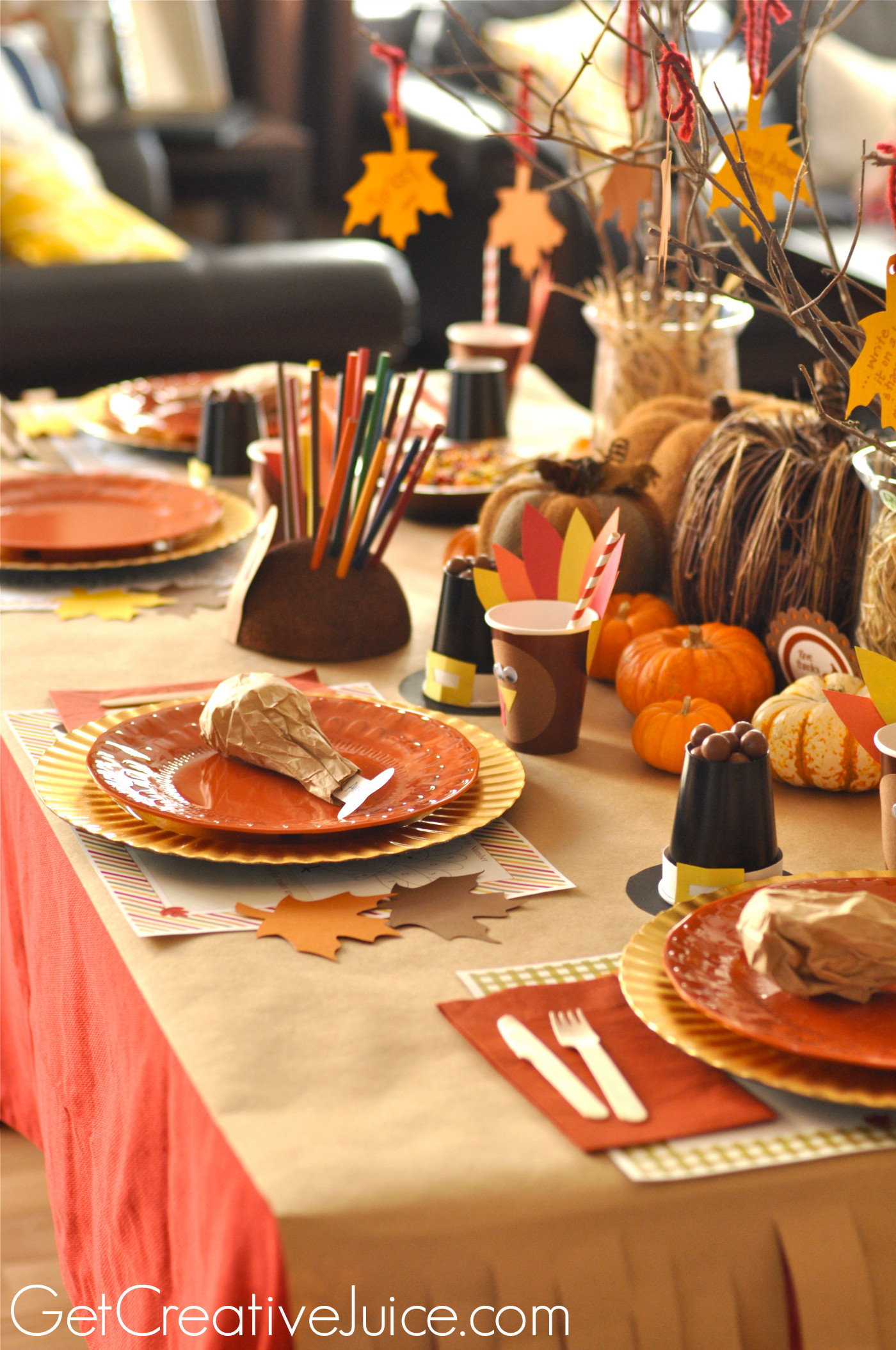 Table Decorations For Thanksgiving
 Easy DIY Kids Thanksgiving Table Ideas Creative Juice