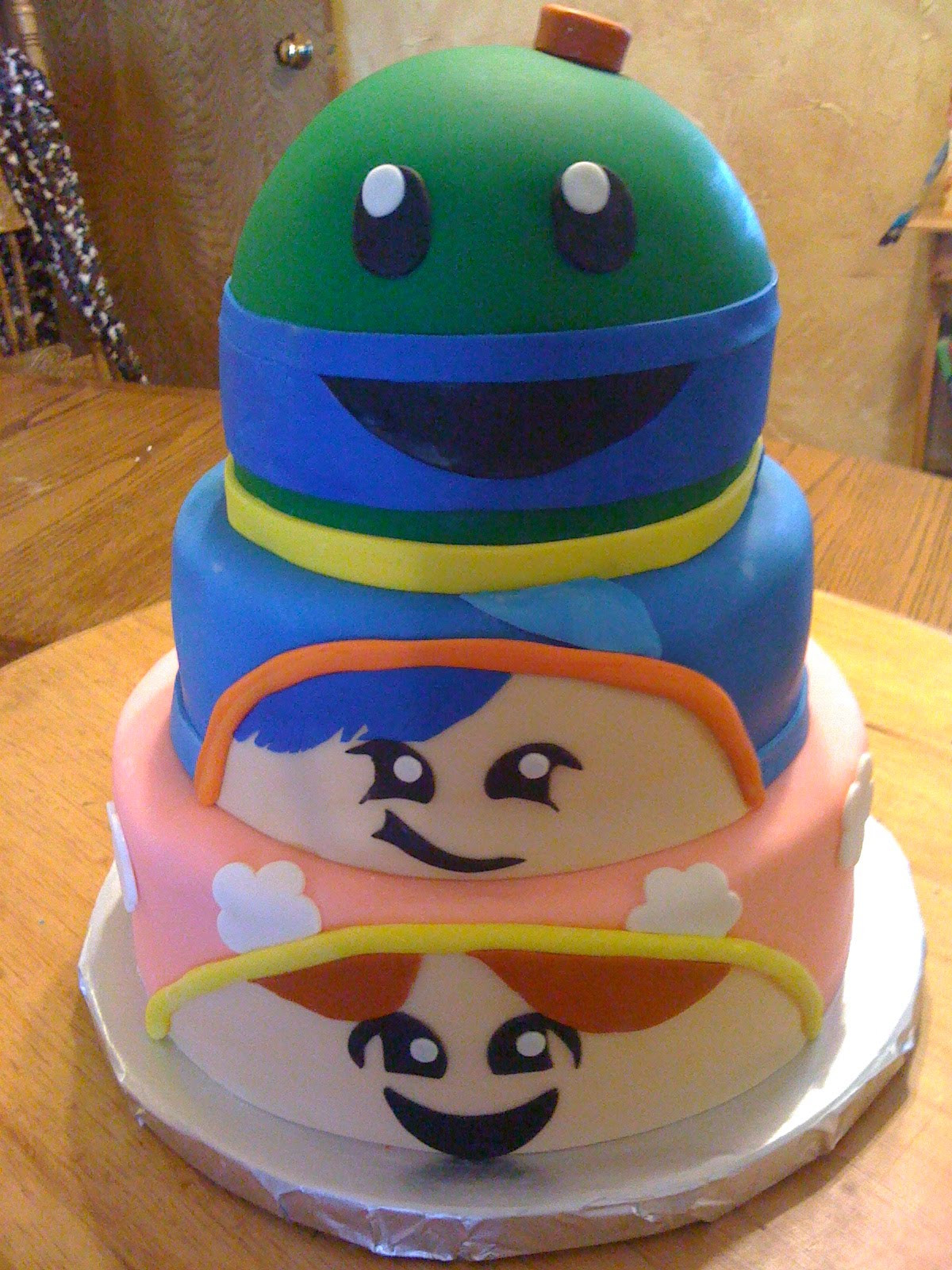 Team Umizoomi Birthday Cake
 Queen of Cakes Team Umizoomi