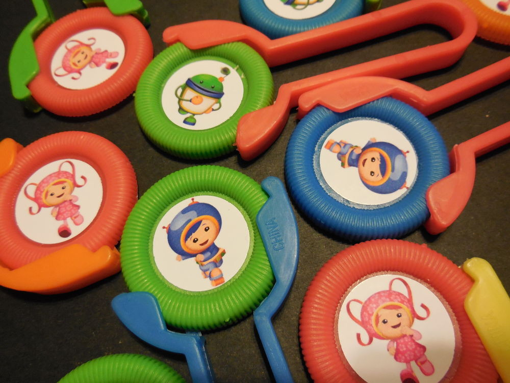 Team Umizoomi Birthday Party
 12 TEAM UMIZOOMI Disk SHooters birthday party favor treat