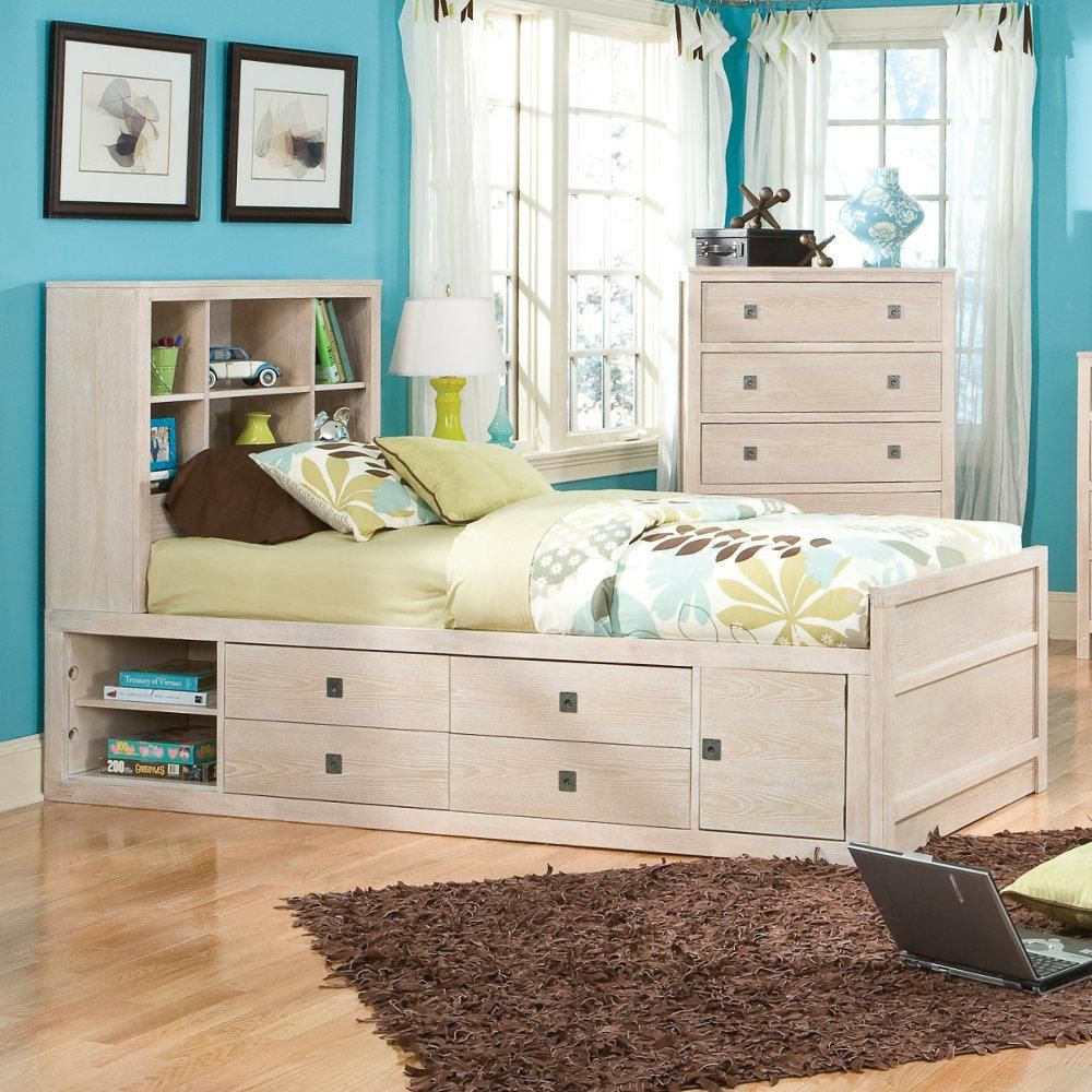 Teenage Bedroom Storage Ideas
 Bright Teen Bedroom Set