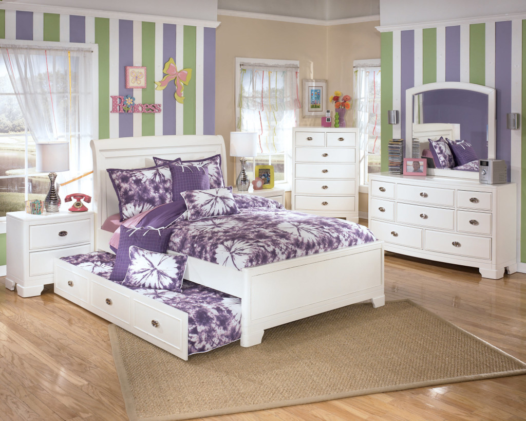 Teenage Girl Bedroom Furniture
 Room ideas for teens Teenage Girl’s Bedroom MidCityEast