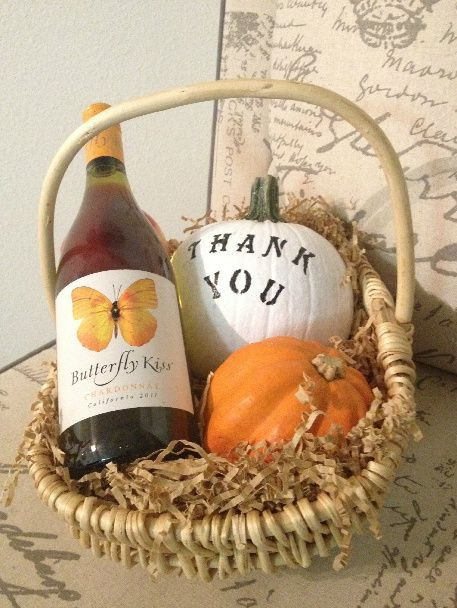 Thanksgiving Gift Ideas For Clients
 DIY Thanksgiving Gift Basket FabFitFun minus the wine