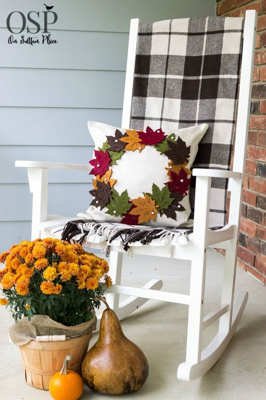 Thanksgiving Porch Decorations
 57 Cozy Thanksgiving Porch Décor Ideas DigsDigs