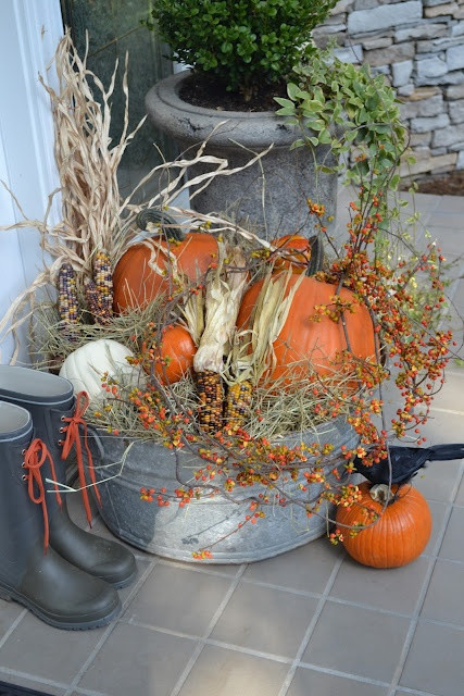 Thanksgiving Porch Decorations
 57 Cozy Thanksgiving Porch Décor Ideas DigsDigs