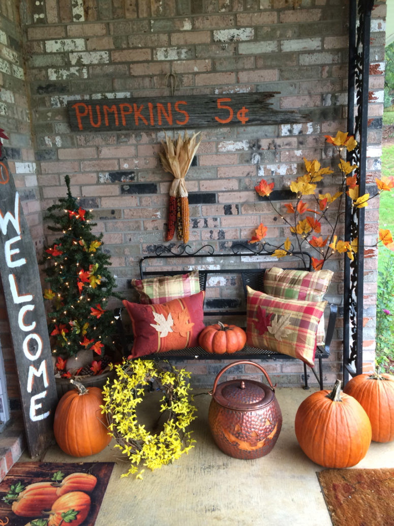 Thanksgiving Porch Decorations
 57 Cozy Thanksgiving Porch Décor Ideas DigsDigs