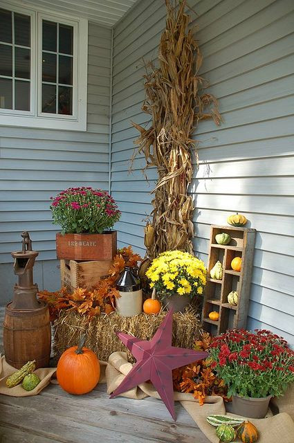 Thanksgiving Porch Decorations
 57 Cozy Thanksgiving Porch Décor Ideas DigsDigs