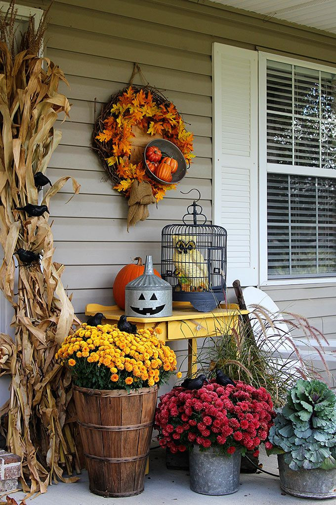 Thanksgiving Porch Decorations
 57 Cozy Thanksgiving Porch Décor Ideas DigsDigs