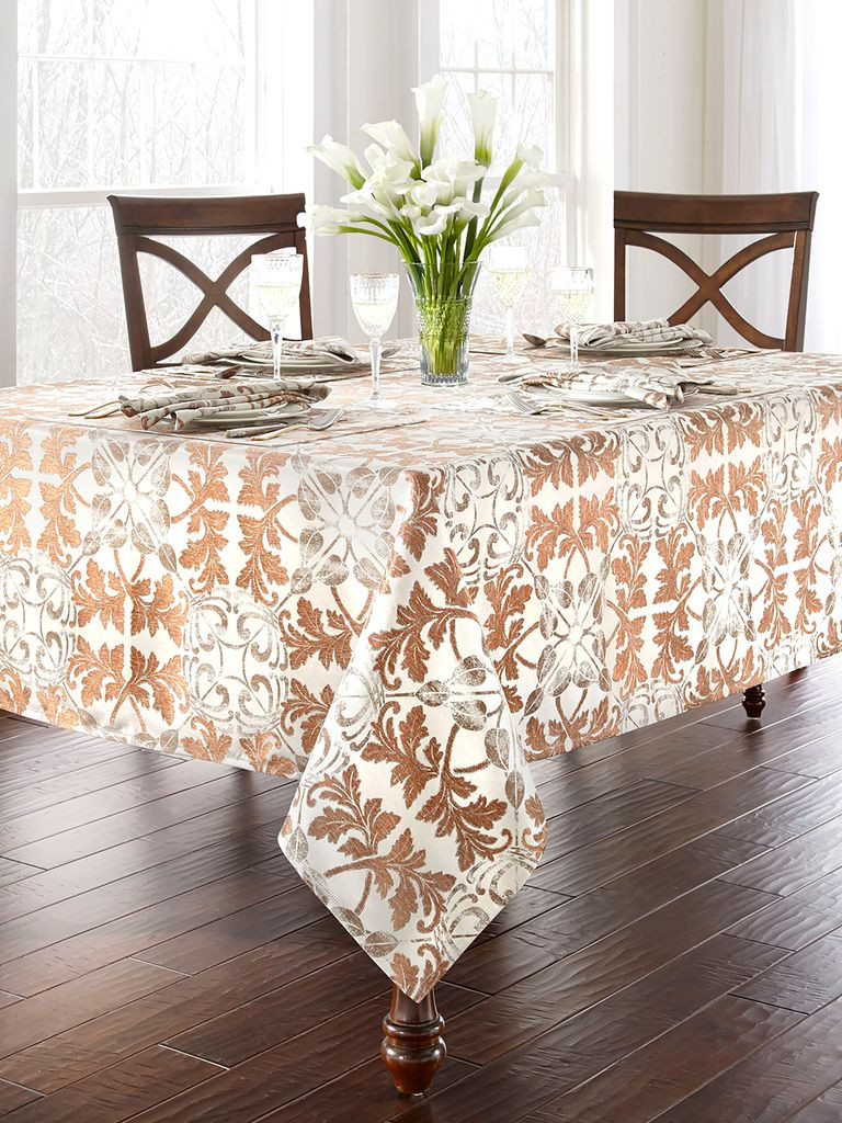 Thanksgiving Table Cloth
 22 Best Thanksgiving Tablecloths Holiday Table Linens