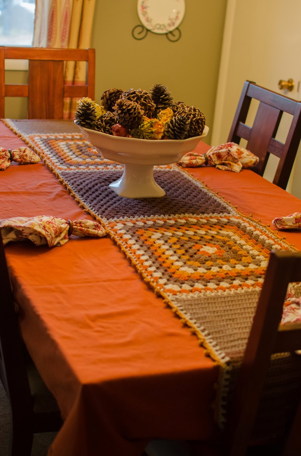 Thanksgiving Table Runner
 chez sevo Thanksgiving Table Runner