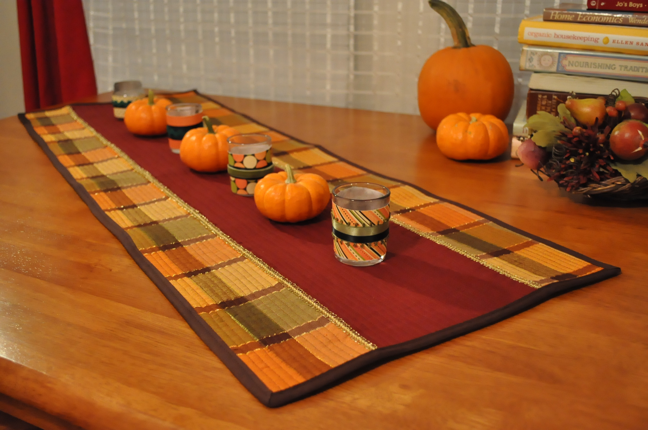 Thanksgiving Table Runner
 Thanksgiving Table Runner – Coffee & Corduroy