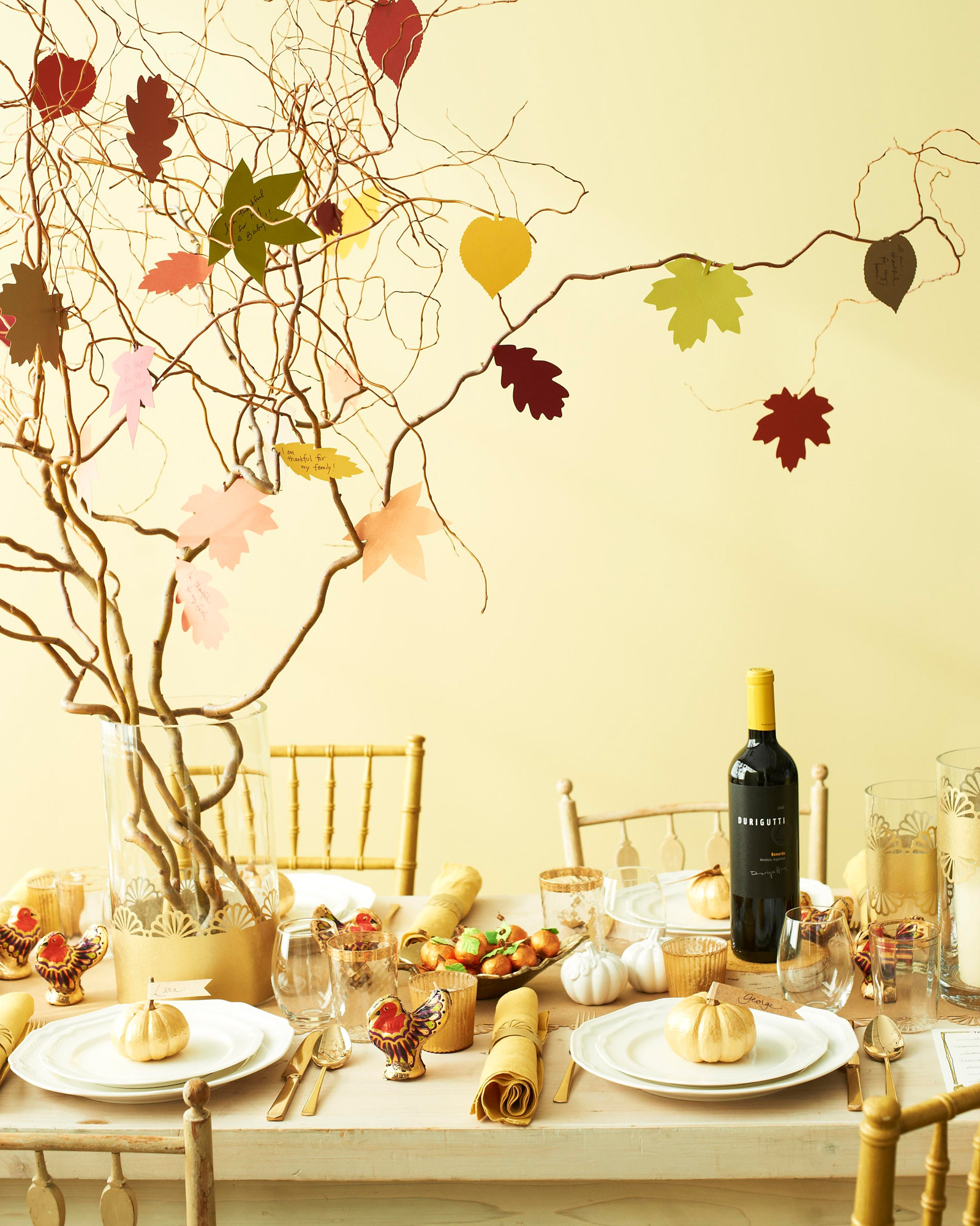 Thanksgiving Table Settings Martha Stewart
 40 Thanksgiving Table Settings to Wow Your Guests