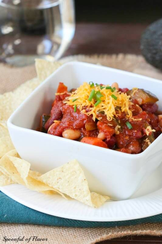 Three Bean Vegetarian Chili
 Three Bean Ve arian Chili Spoonful of Flavor