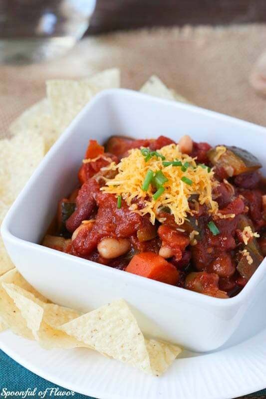 Three Bean Vegetarian Chili
 Three Bean Ve arian Chili Spoonful of Flavor