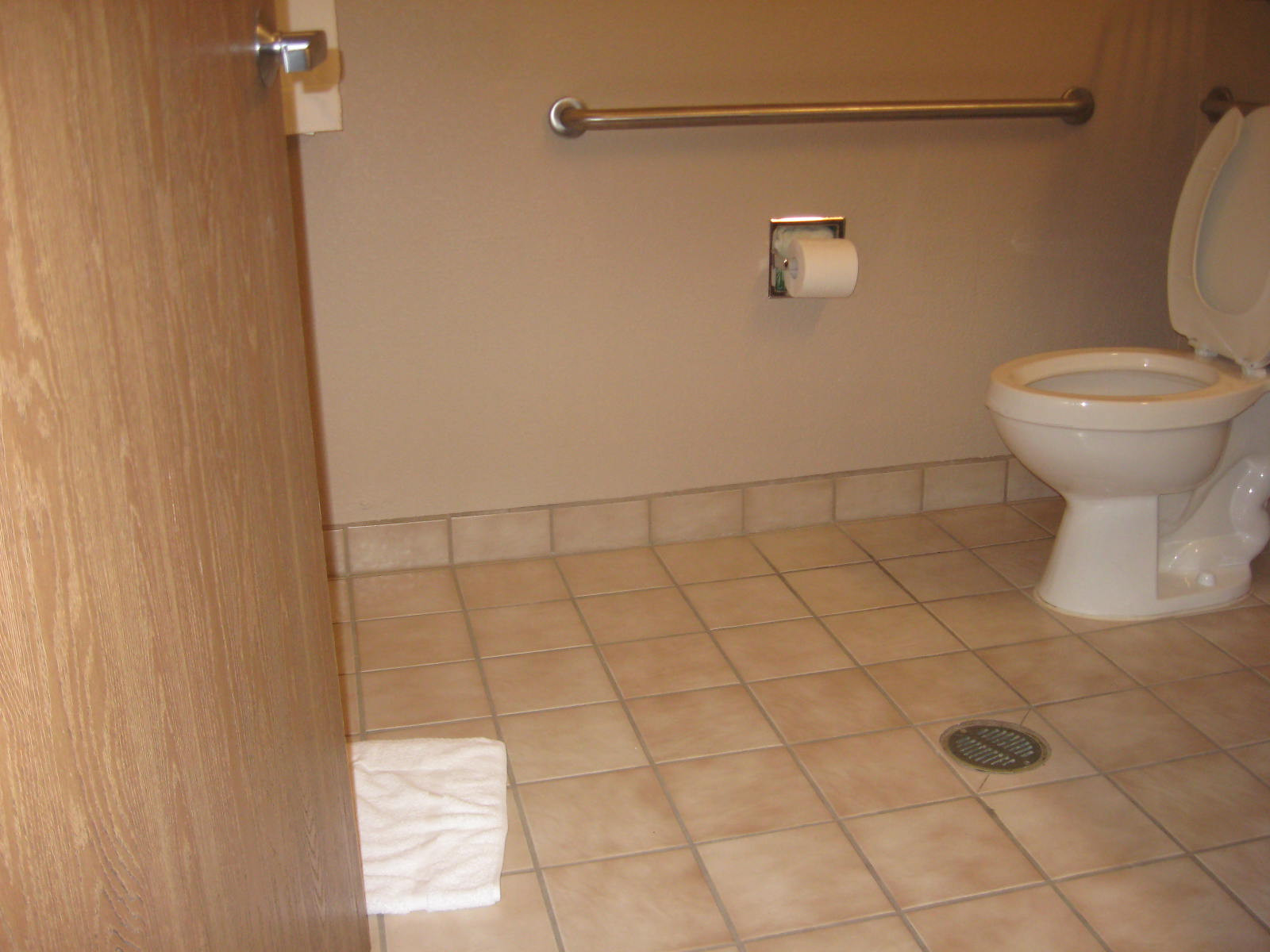 Tile Baseboard In Bathroom
 Hotel Accessible Rooms