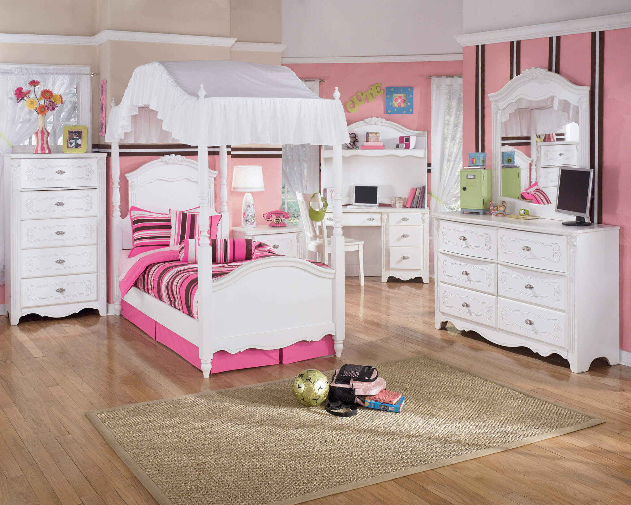 Toddler Girl Bedroom Furniture Sets
 25 Romantic and Modern Ideas for Girls Bedroom Sets