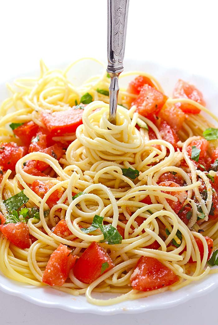 Tomato Pasta Sauce
 Pasta with Fresh Tomato Sauce Sugar Apron