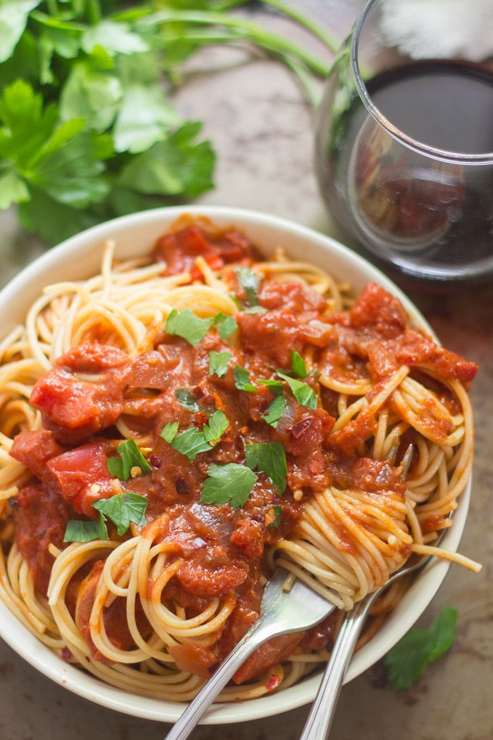 Tomato Pasta Sauce
 Spaghetti in Spicy Vegan Tomato Cream Sauce