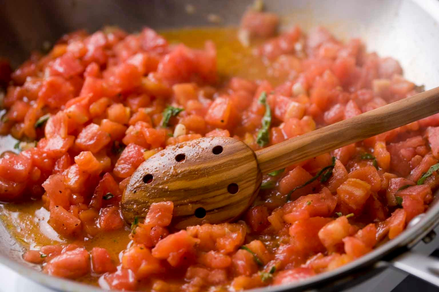 Tomato Sauce With Fresh Tomatoes
 Fresh Tomato Sauce Recipe NYT Cooking