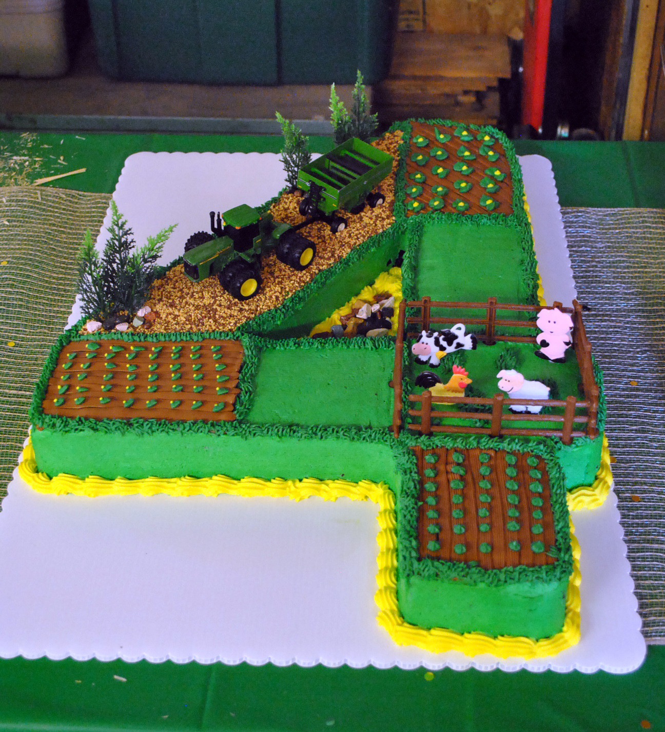 Tractor Birthday Cake
 John Deere Tractor Birthday Party