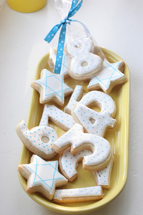 Traditional Hanukkah Cookies
 Hosting a Hanukkah Party An Easy Guide
