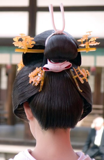 Traditional Japanese Hairstyles Female
 Traditional Japanese Wedding Hairstyles Picture