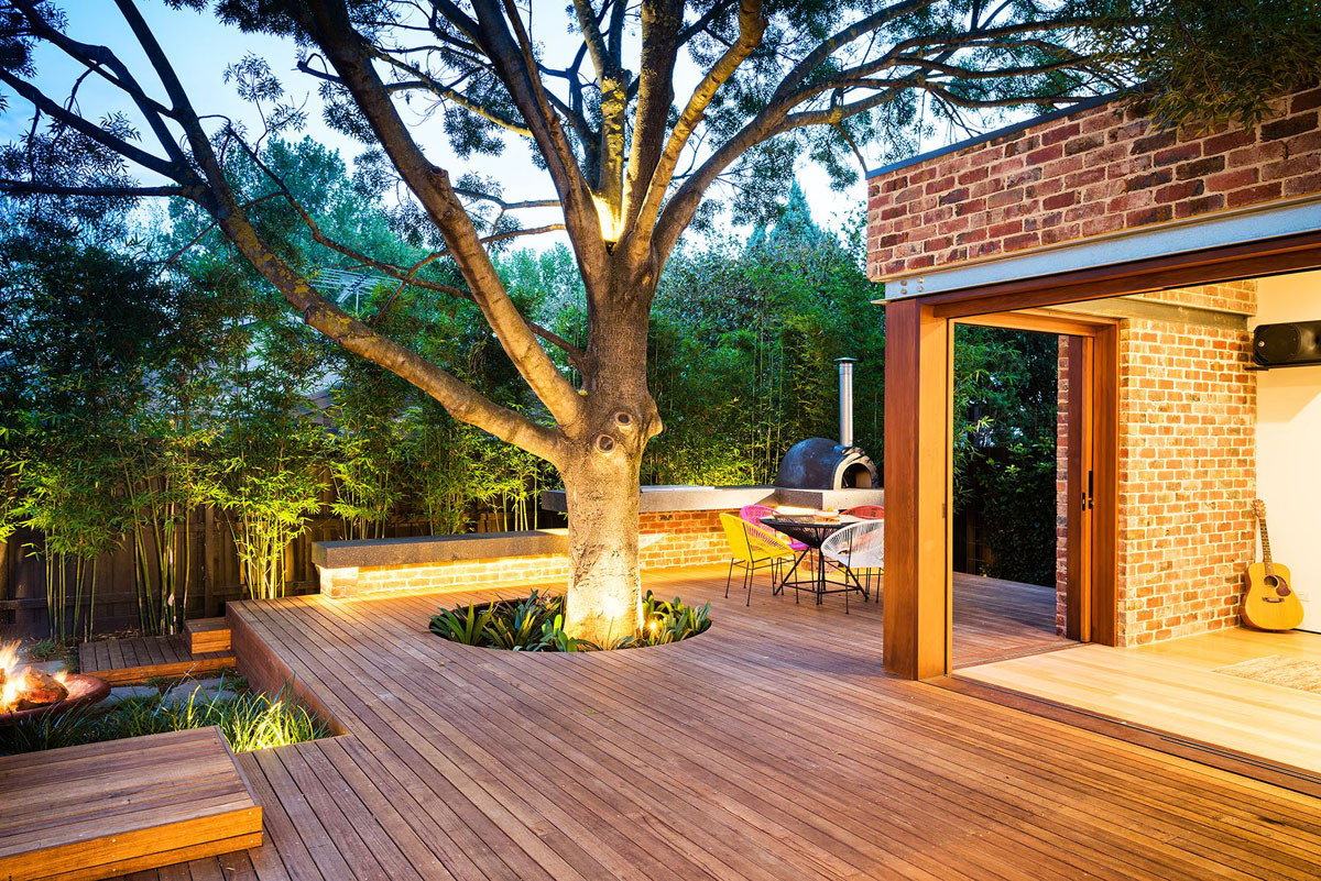 Tree In The Backyard
 Inspiring Modern Backyard Ideas to Relax You at Home