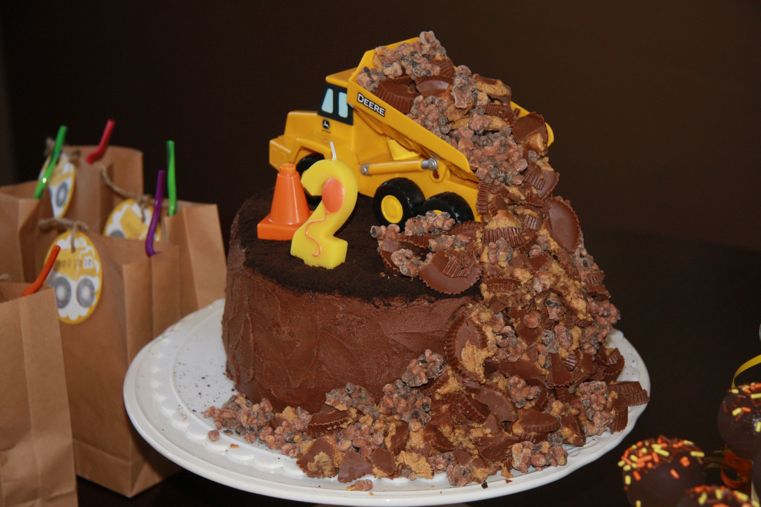 Truck Birthday Cake
 A toddler birthday – lilybuttondesign