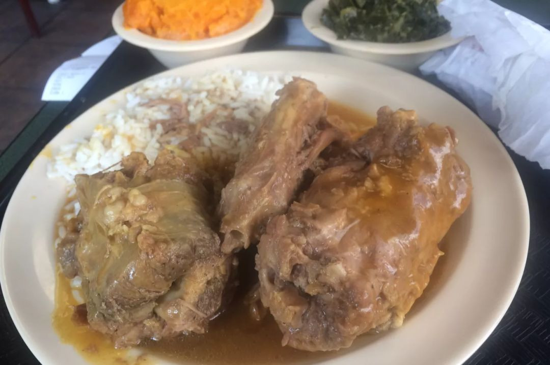 Turkey Necks And Gravy
 The 10 Most Stirring Soul Food Spots in Houston