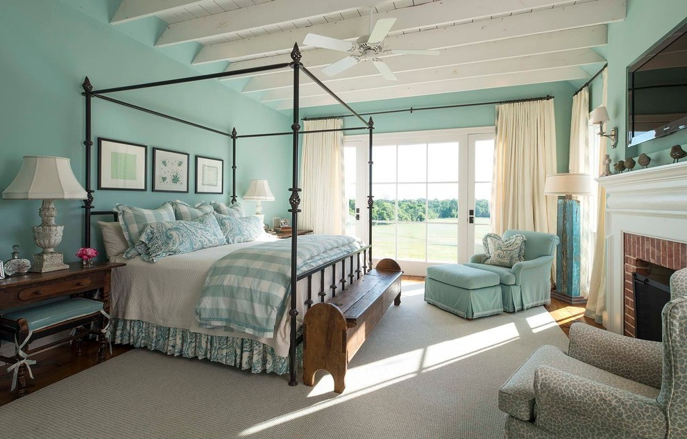 Turquoise Bedroom Walls
 Beautiful Turquoise Wall with Themed Bedroom