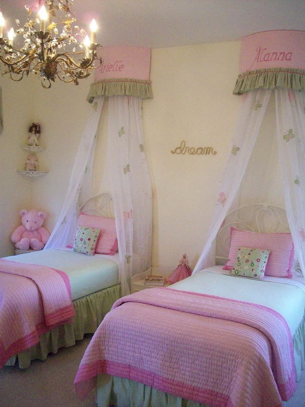 Two Girls In Bedroom
 40 Cute and InterestingTwin Bedroom Ideas for Girls Hative