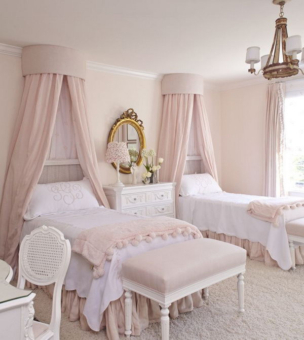 Two Girls In Bedroom
 40 Cute and InterestingTwin Bedroom Ideas for Girls Hative