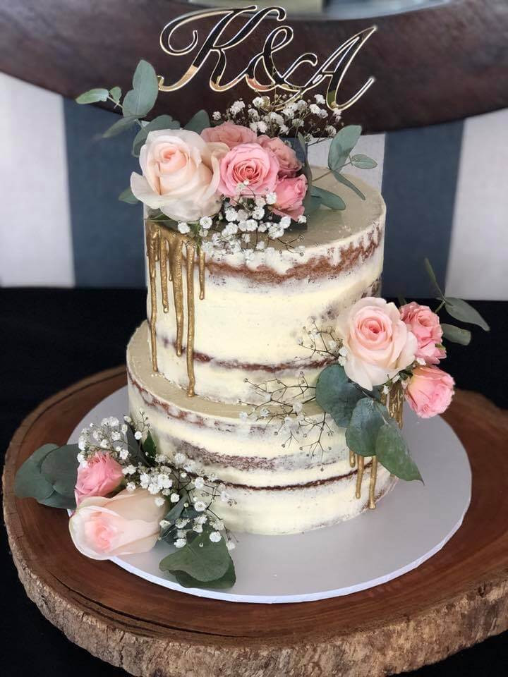 Two Tier Wedding Cake
 2 Tier Buttercream Wedding Cake