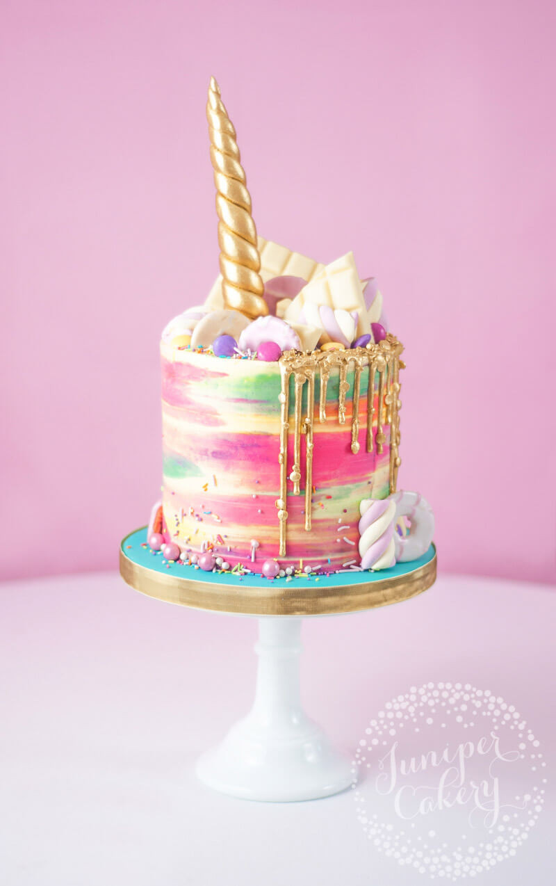 Unicorn Birthday Cakes
 Super Magical Rainbow Unicorn Cake