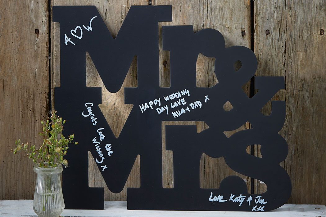 Unique Wedding Guest Book Alternatives
 8 Unique & Alternative Wedding Guest Book Ideas