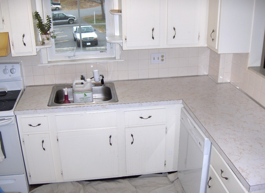 Updating Kitchen Counters
 Countertop Refinishing Resurfacing