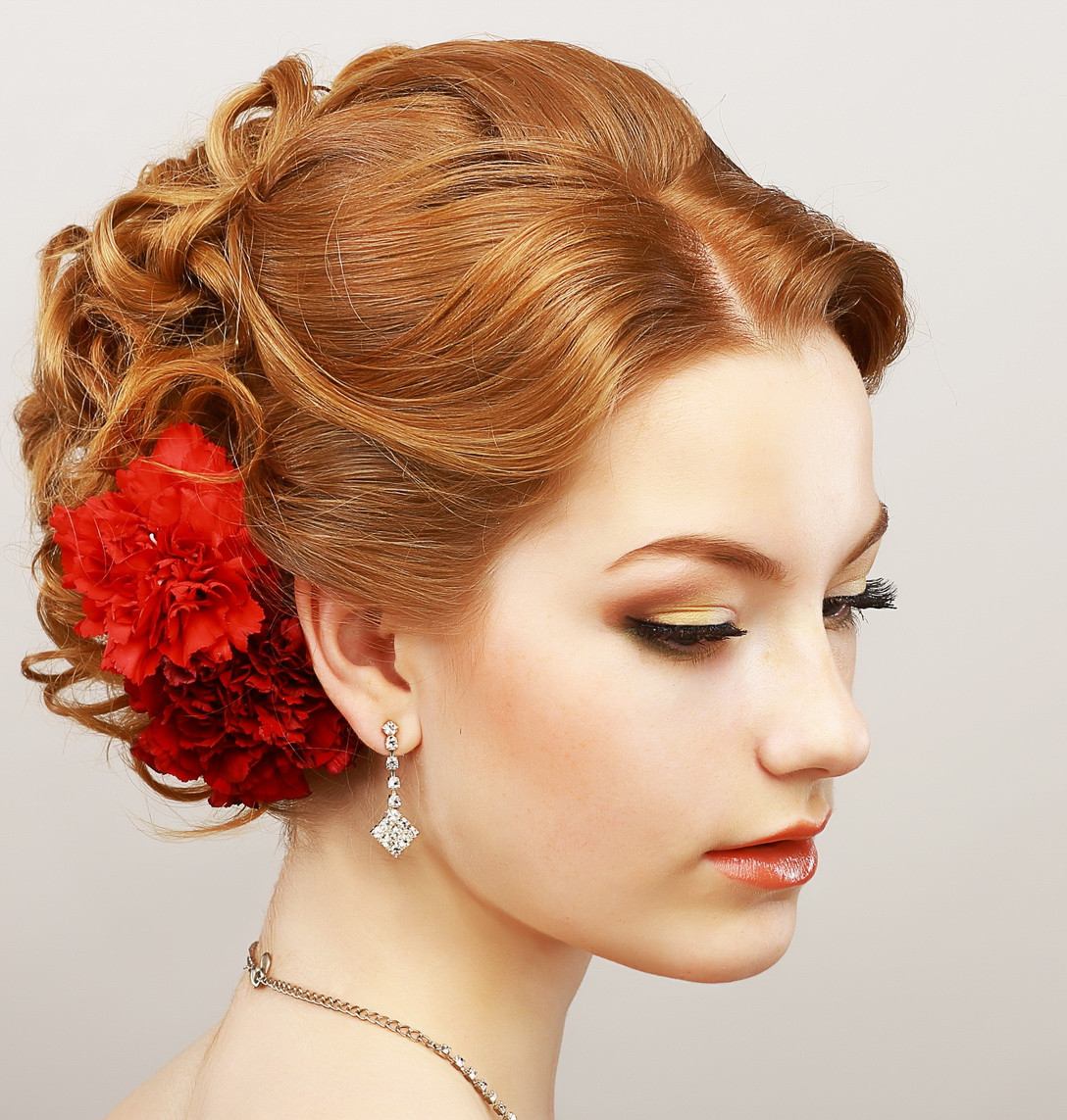 Updo Hairstyles For Prom
 16 Easy Prom Hairstyles for Short and Medium Length Hair