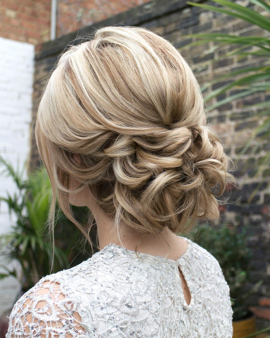 Updo Hairstyles For Prom
 10 Gorgeous Prom Updos for Long Hair Prom Updo Hairstyles