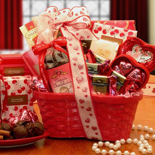 Valentine Day Gift Baskets Ideas
 Easy & Fun DIY Chocolate Gift Ideas for Valentine’s Day