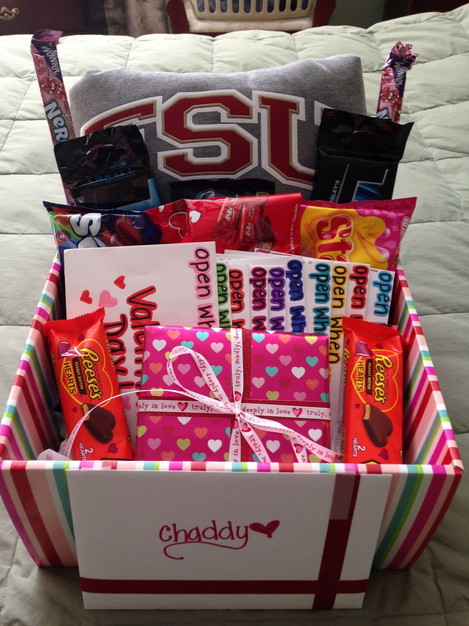 Valentine Day Gift Ideas For Boyfriend Homemade
 valentines day t for him valentines day t basket