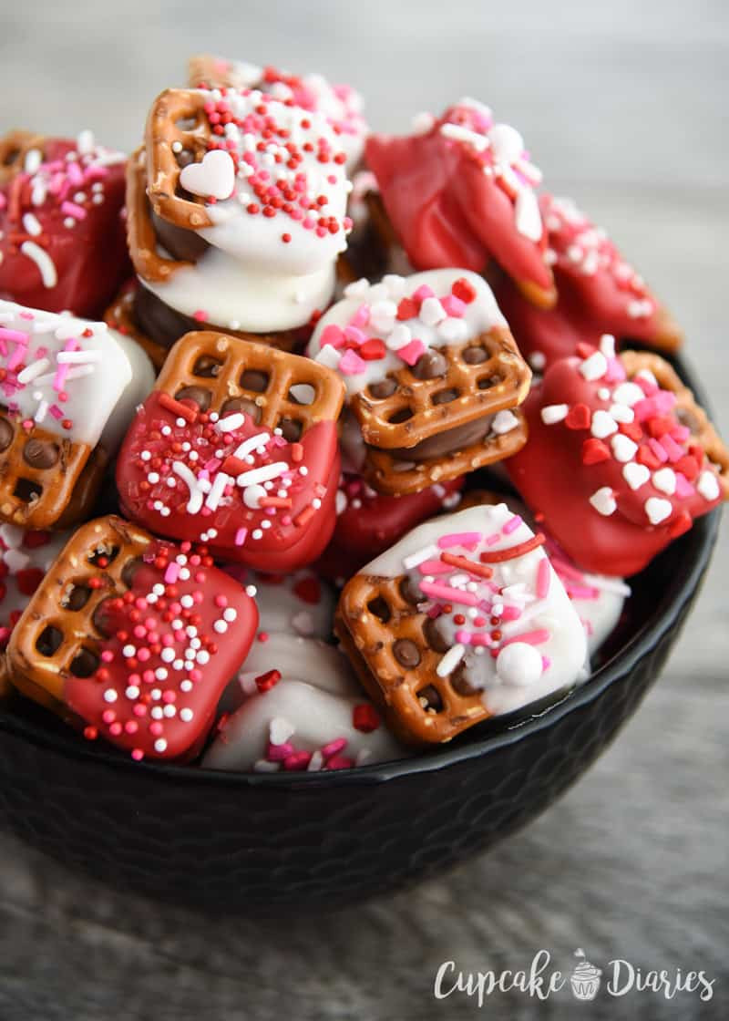 Valentine Day Pretzels
 Valentine s Day Caramel Pretzel Bites