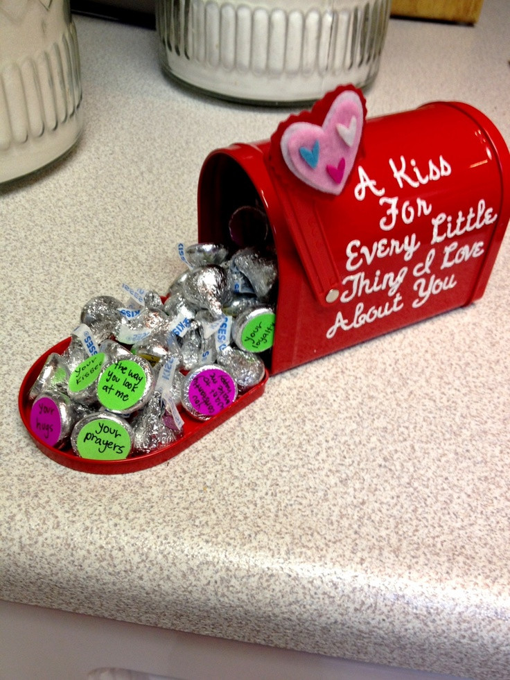 Valentine Gift Ideas For Boyfriends
 24 LOVELY VALENTINE S DAY GIFTS FOR YOUR BOYFRIEND